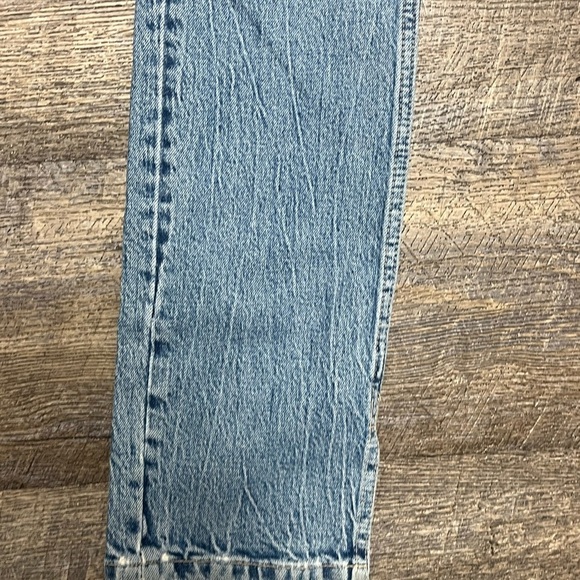 Zara Classic Blue Denim Jeans - Picture 2 of 15